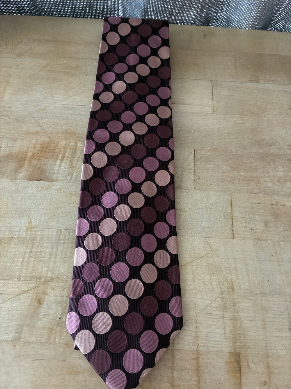 Gucci 100% Silk Polka Dot Circle Tie Scarf!